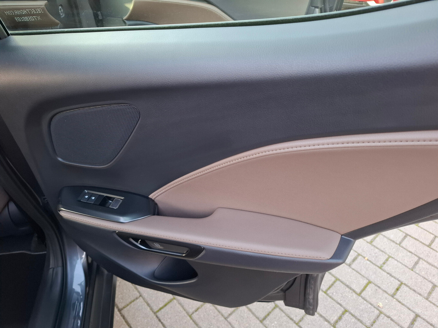 Lexus LBX