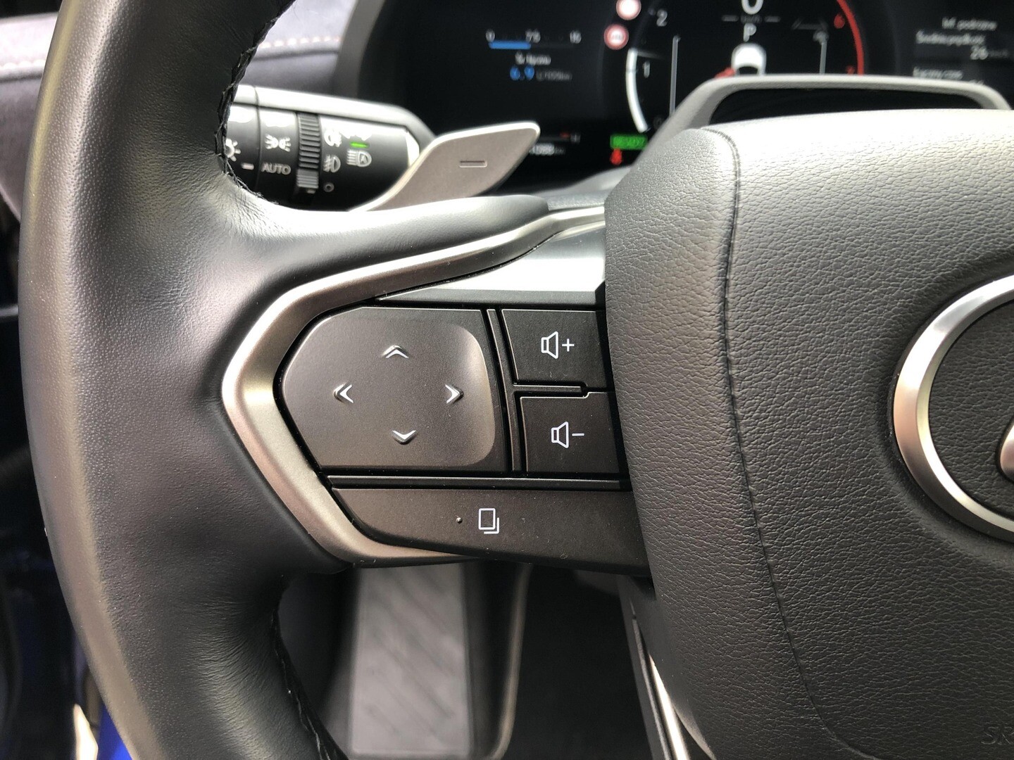 Lexus LBX