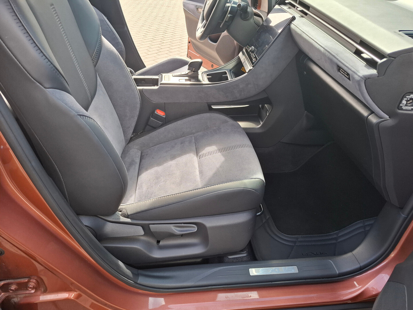 Lexus LBX