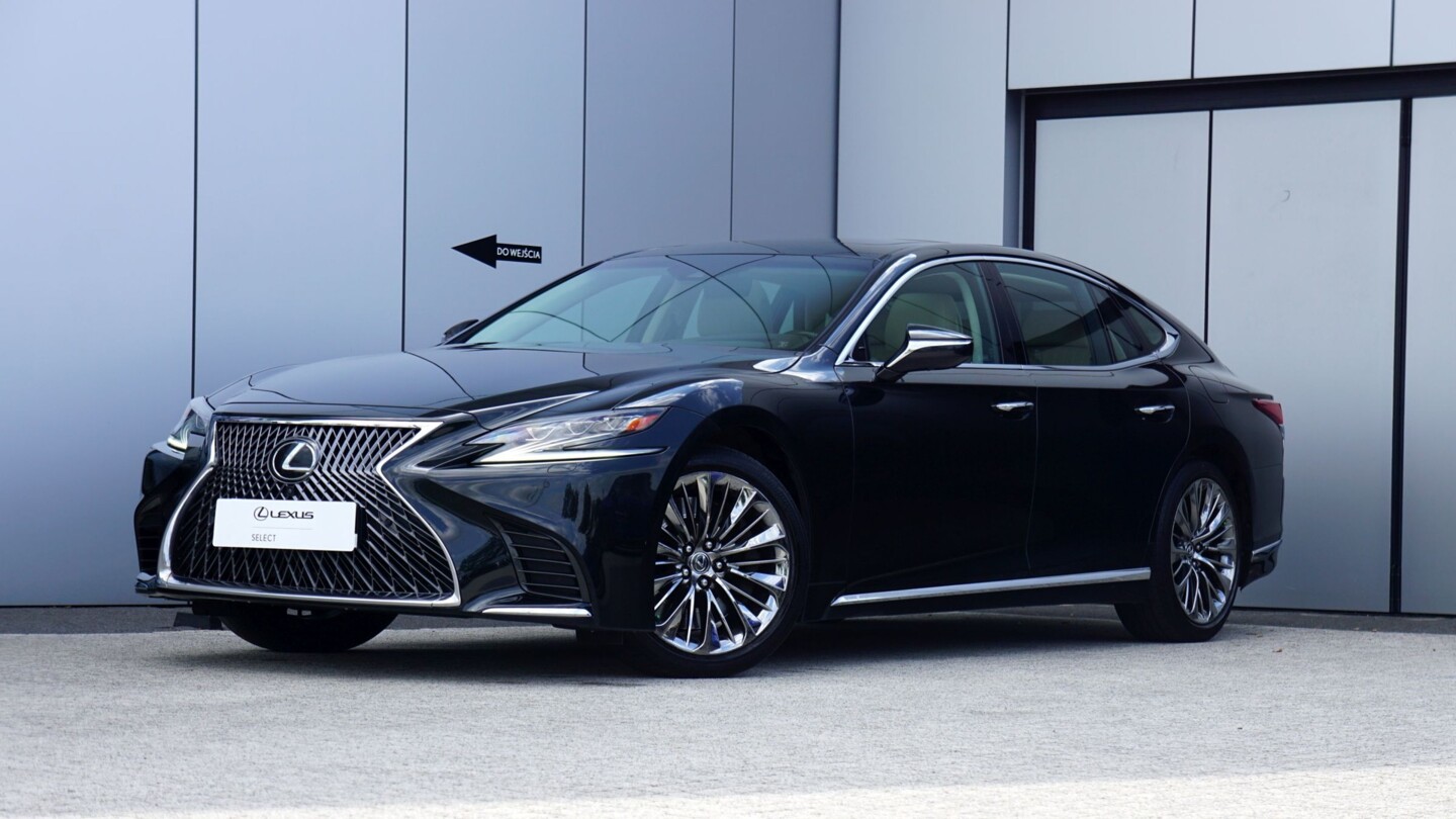 Lexus LS