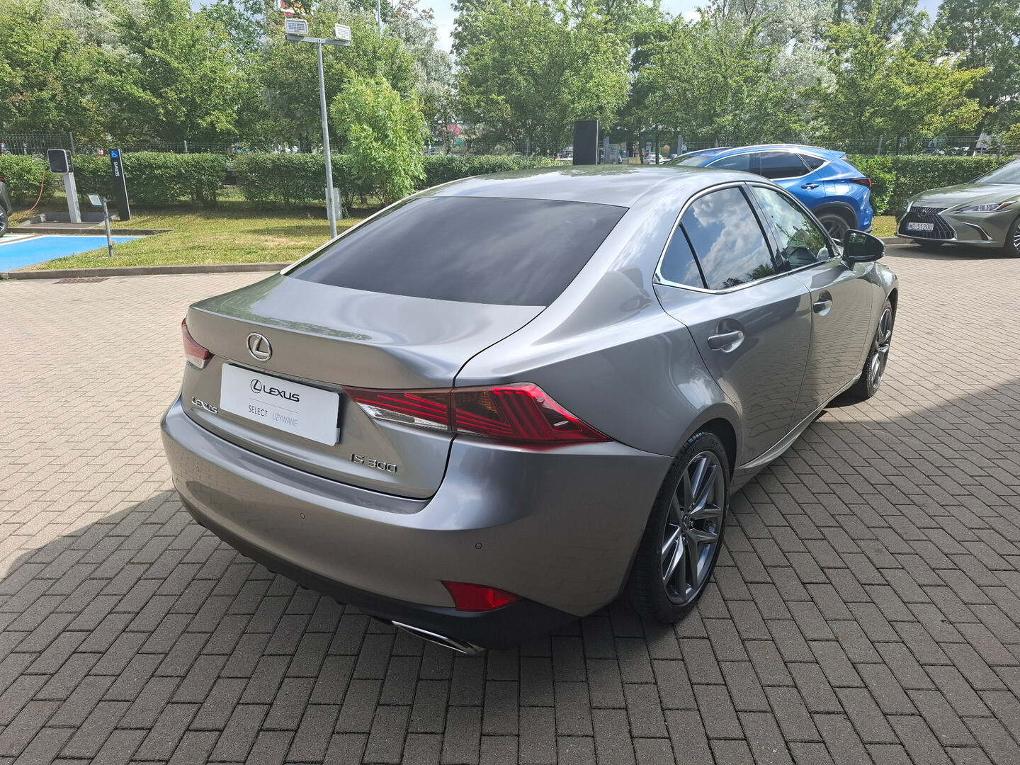 Lexus IS