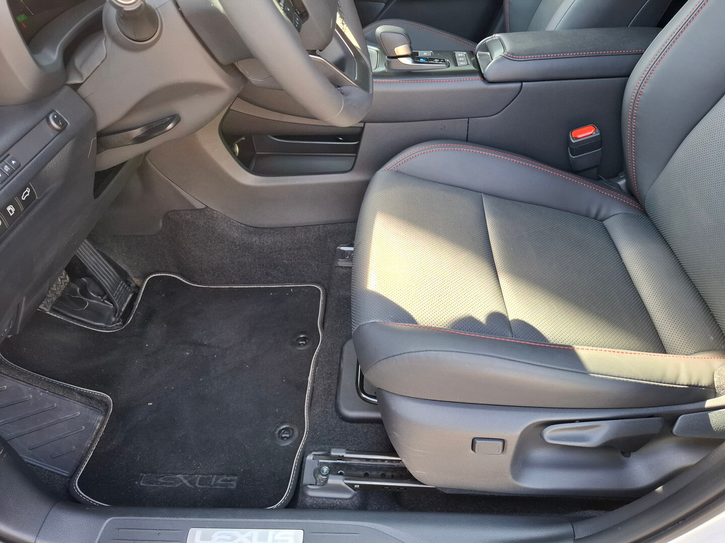 Lexus LBX