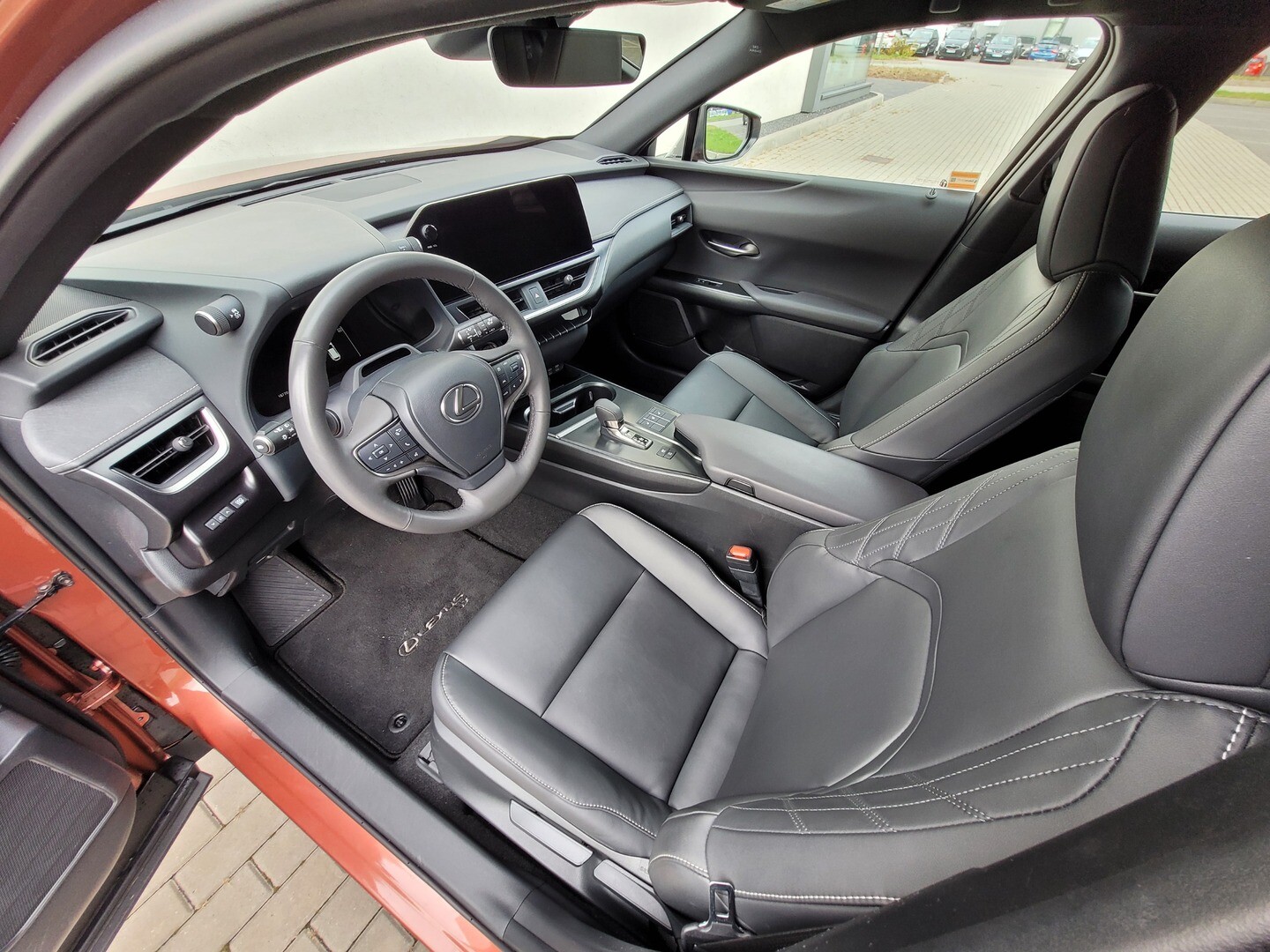 Lexus UX