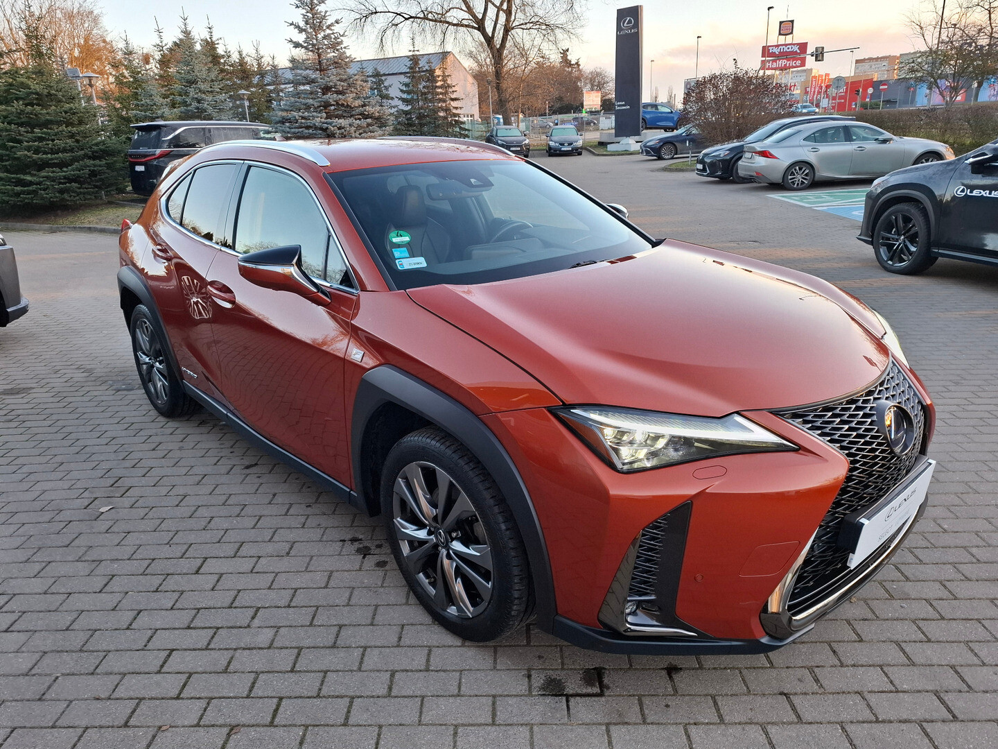 Lexus UX