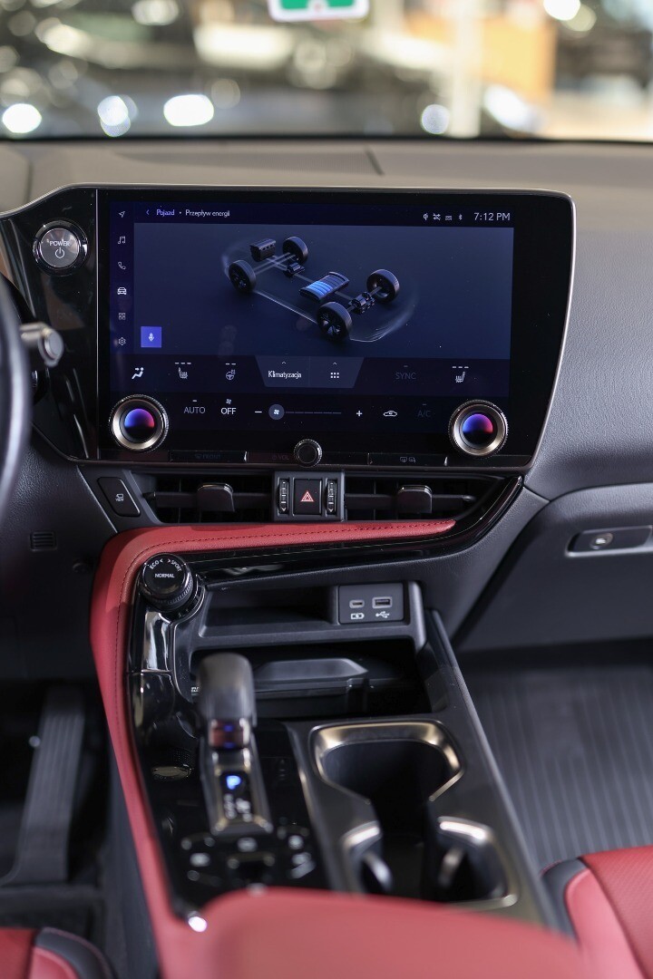 Lexus NX
