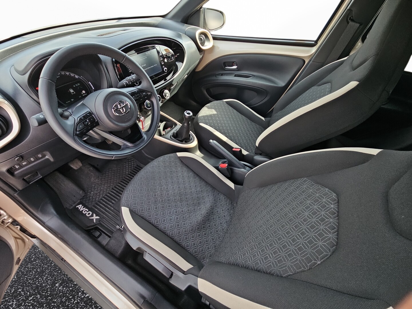 Toyota Aygo X