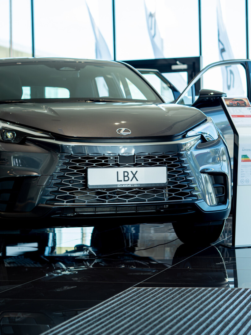 Lexus LBX