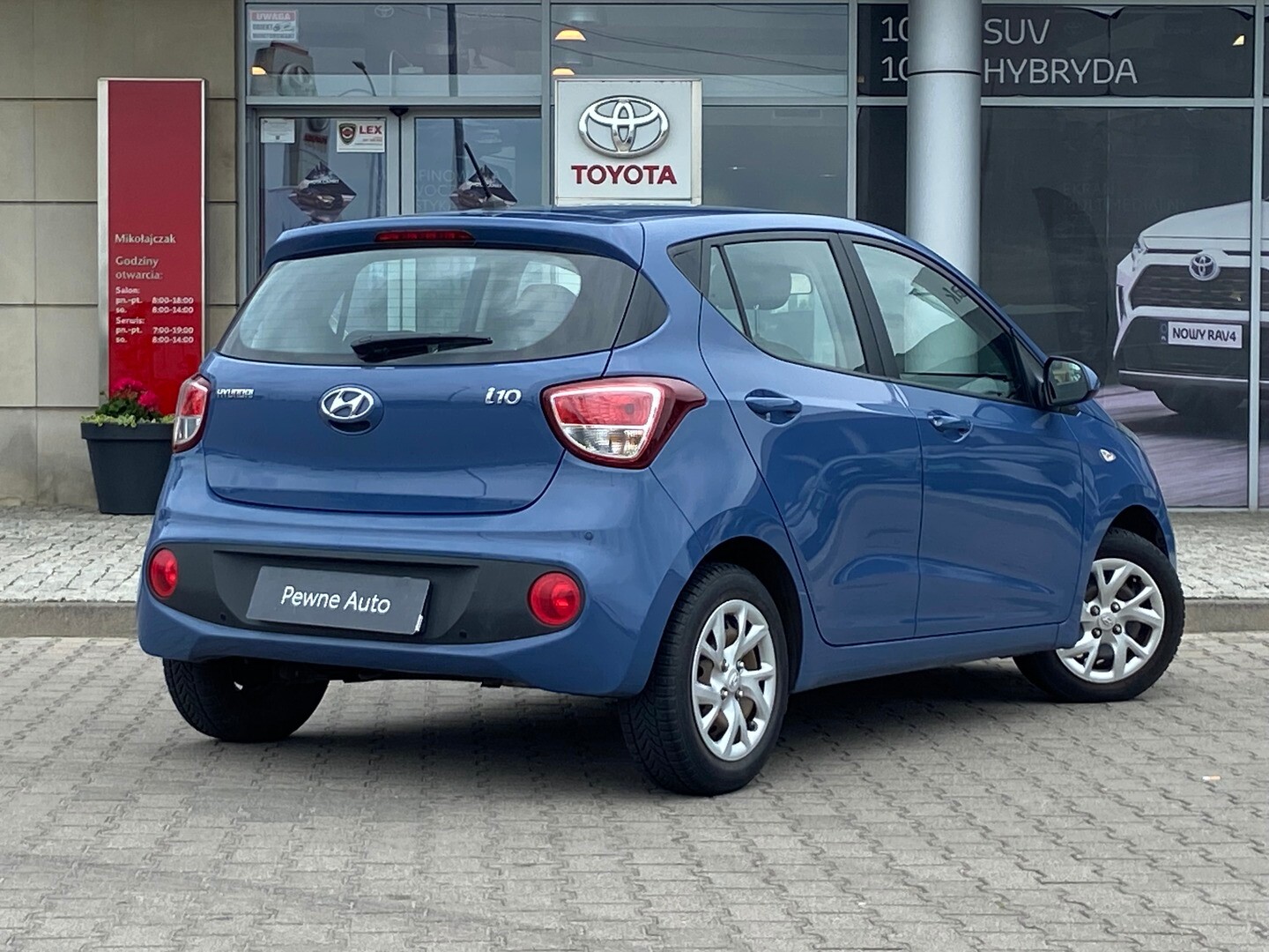 Hyundai i10
