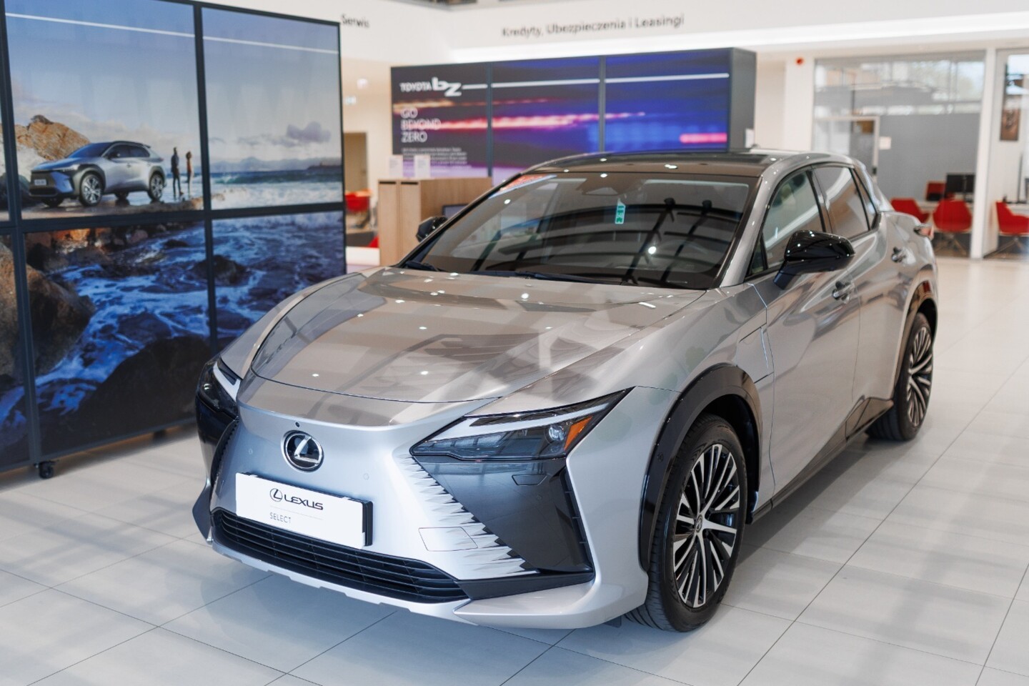 Lexus RZ