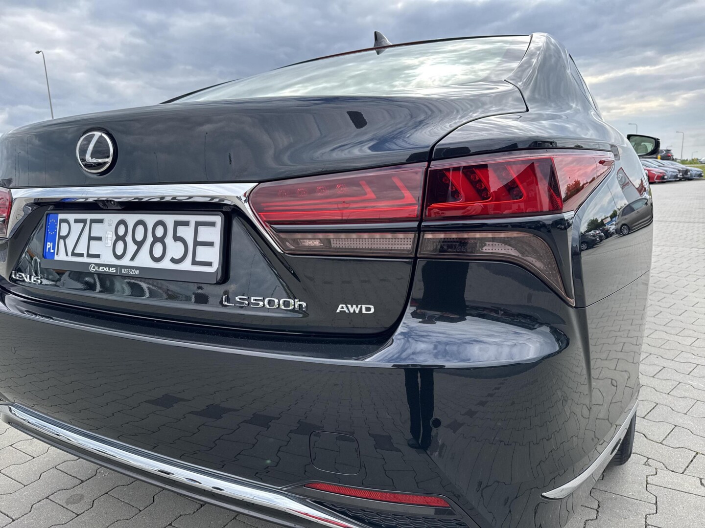 Lexus LS