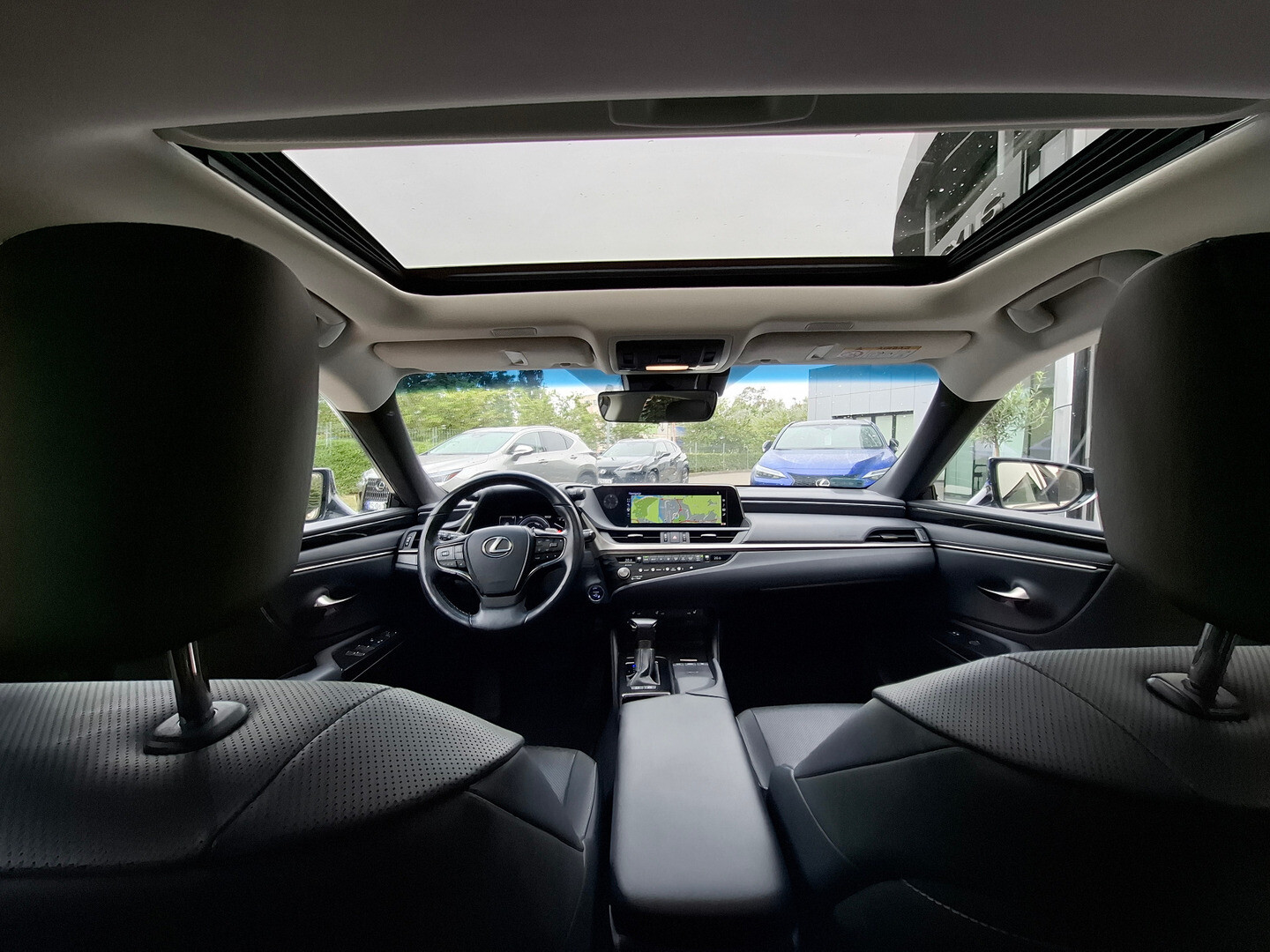 Lexus ES