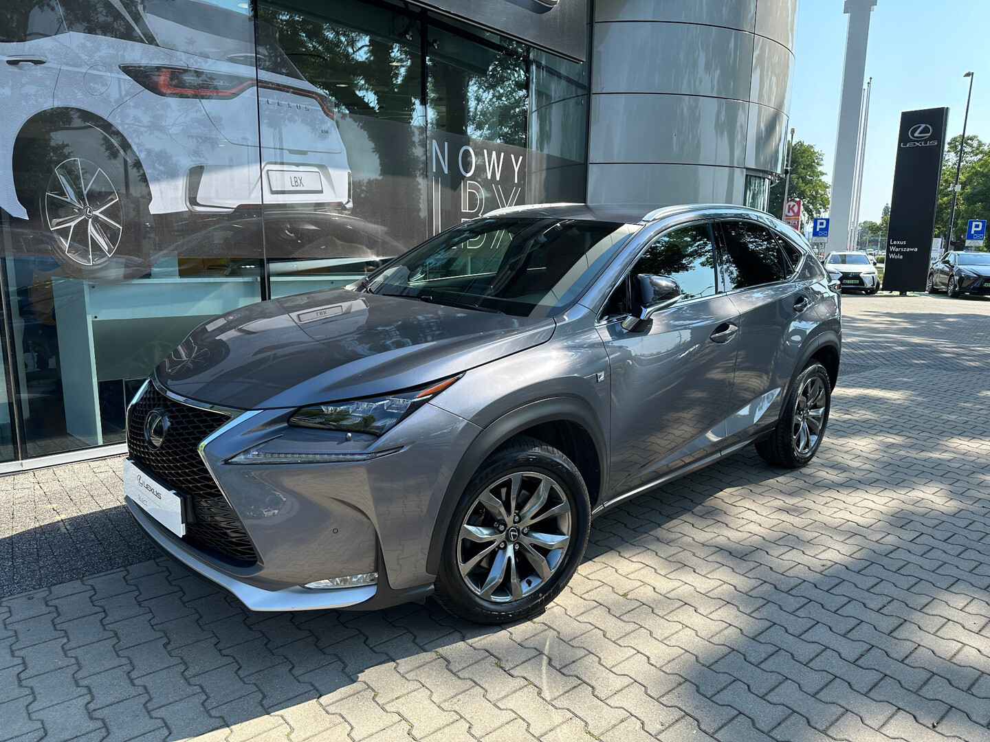 Lexus NX