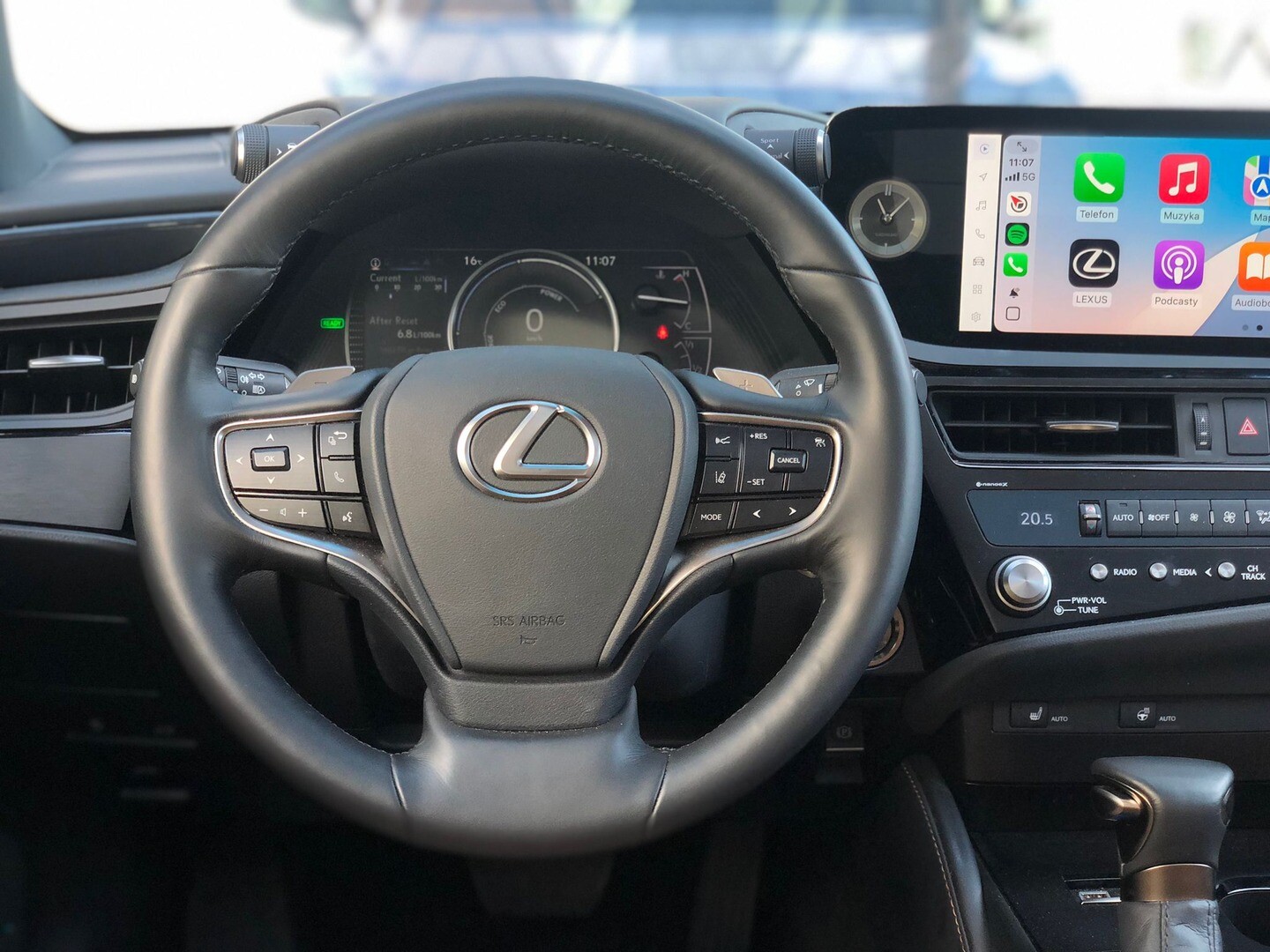 Lexus ES