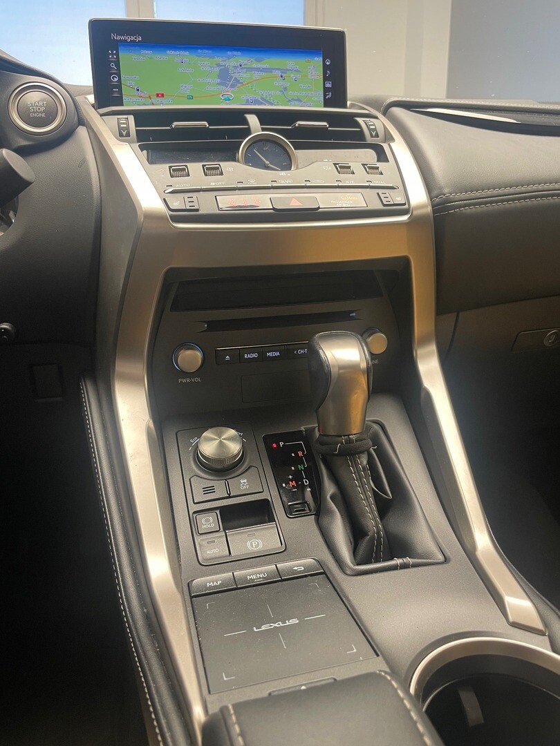 Lexus NX