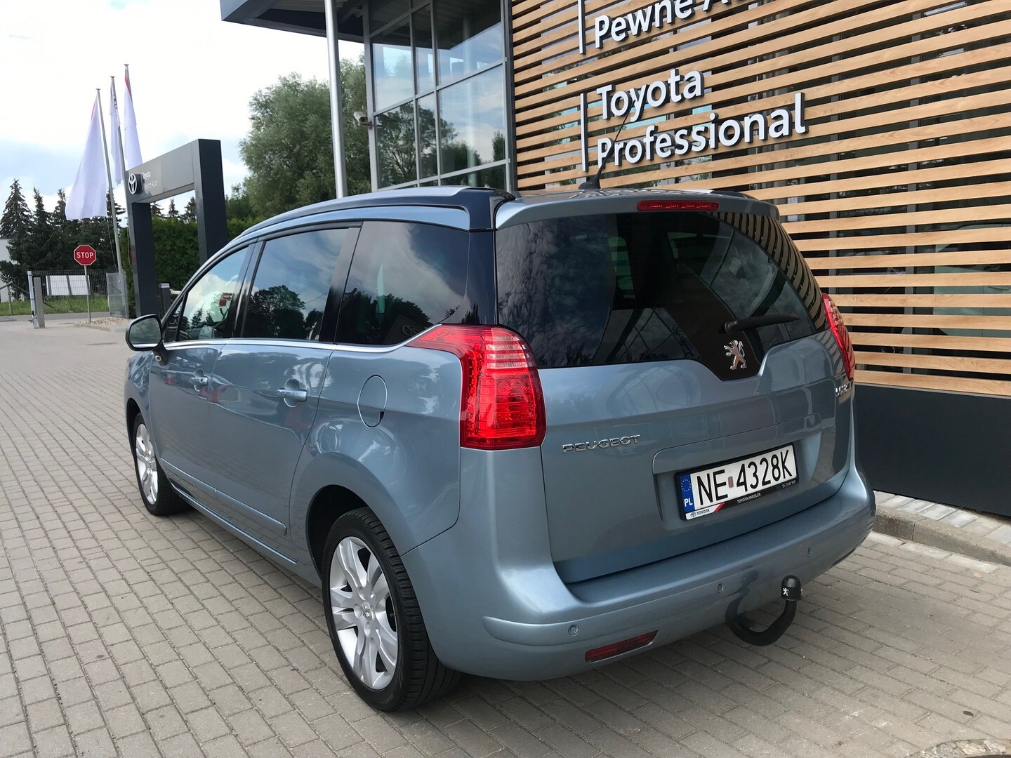 Peugeot 5008