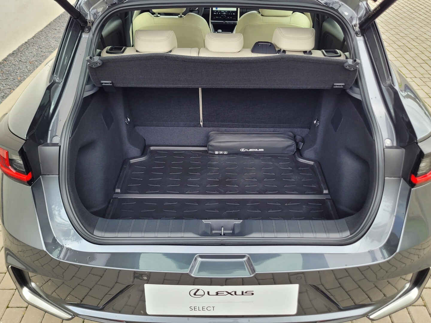 Lexus LBX