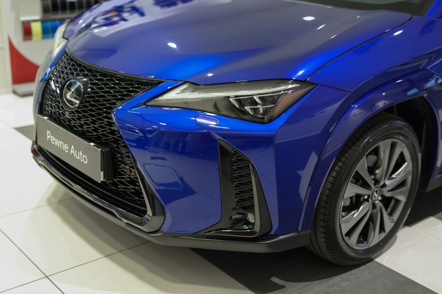 Lexus UX