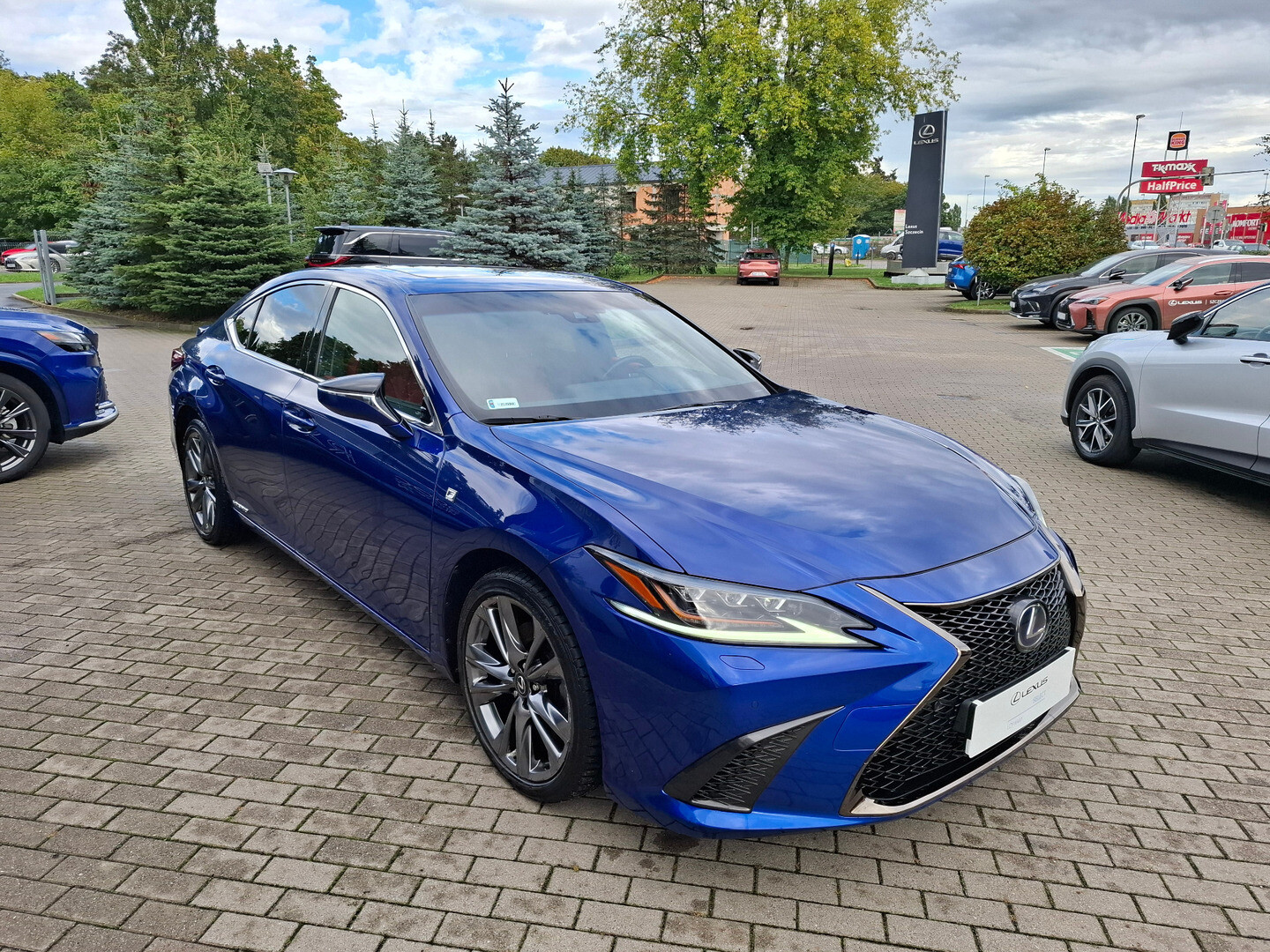 Lexus ES