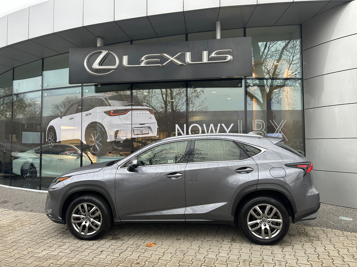 Lexus NX