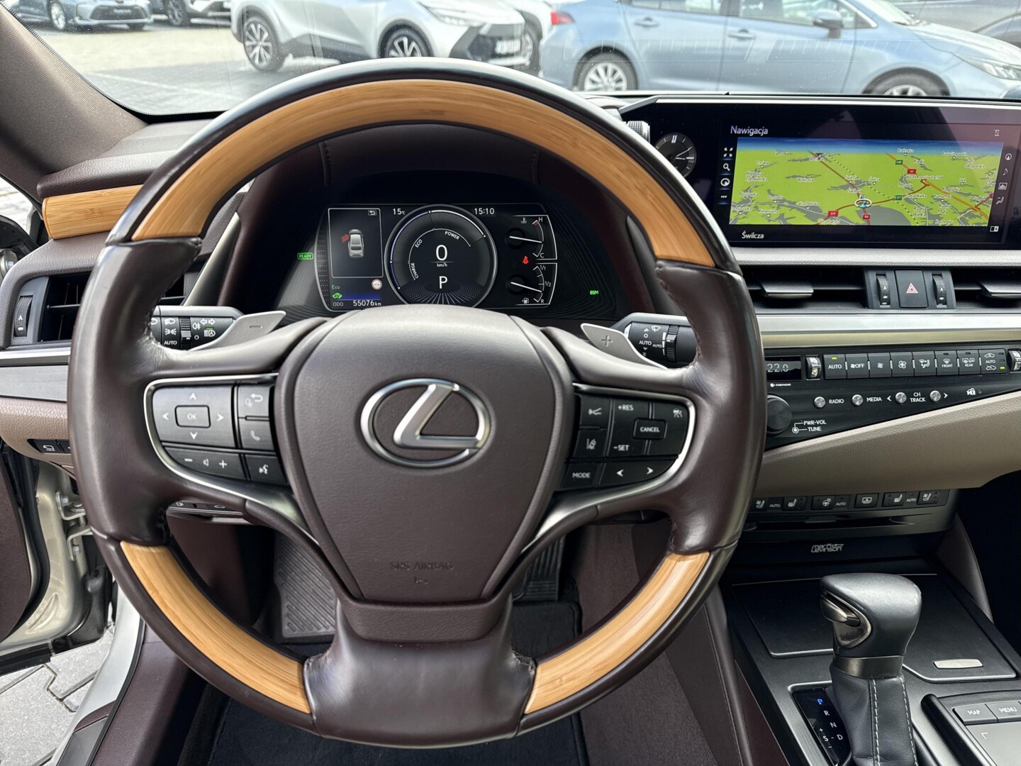 Lexus ES