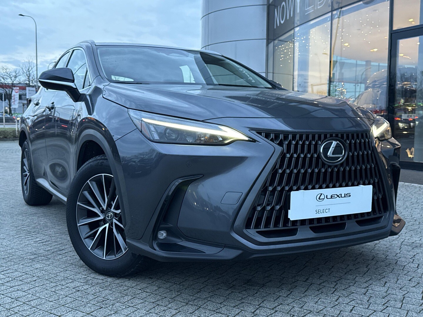 Lexus NX