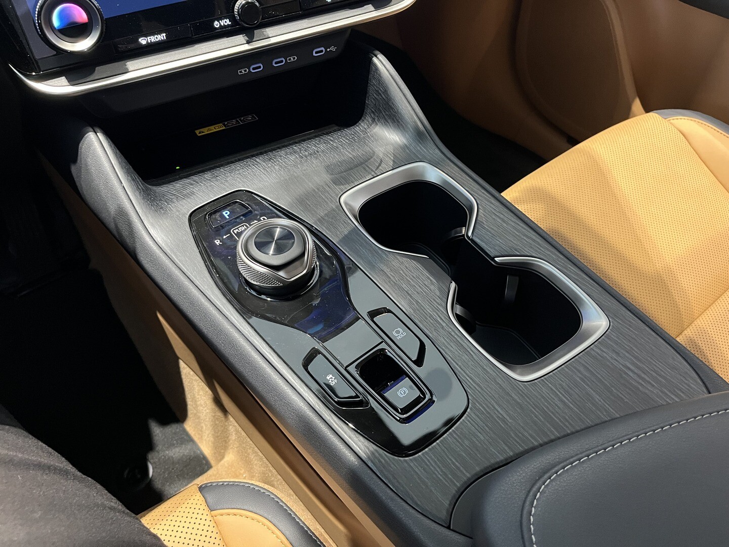 Lexus RZ