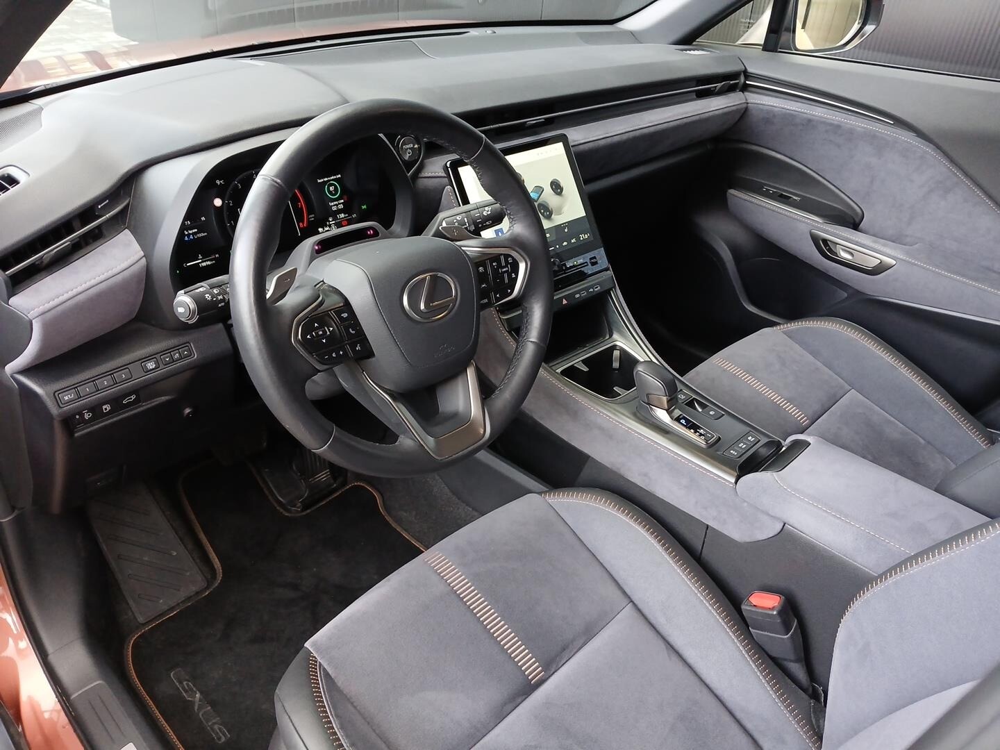 Lexus LBX