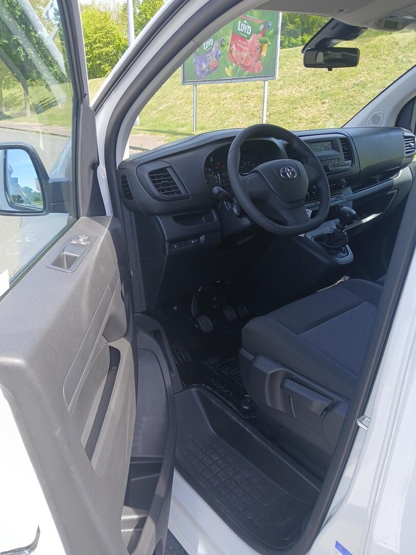 Toyota PROACE