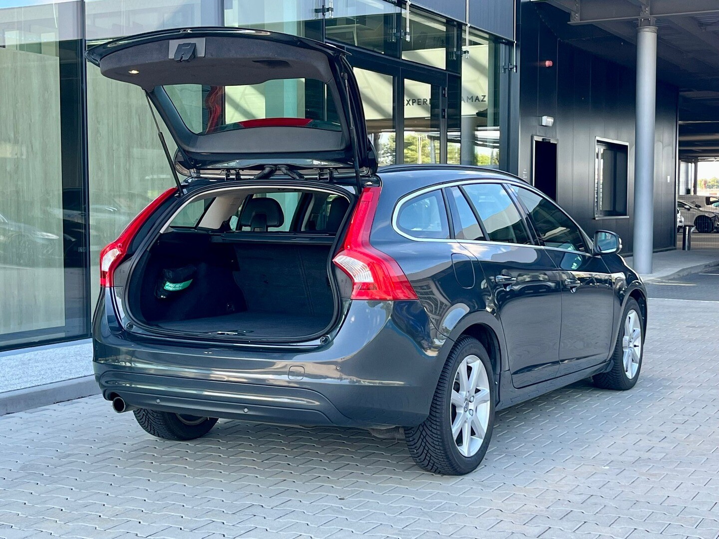 Volvo V60