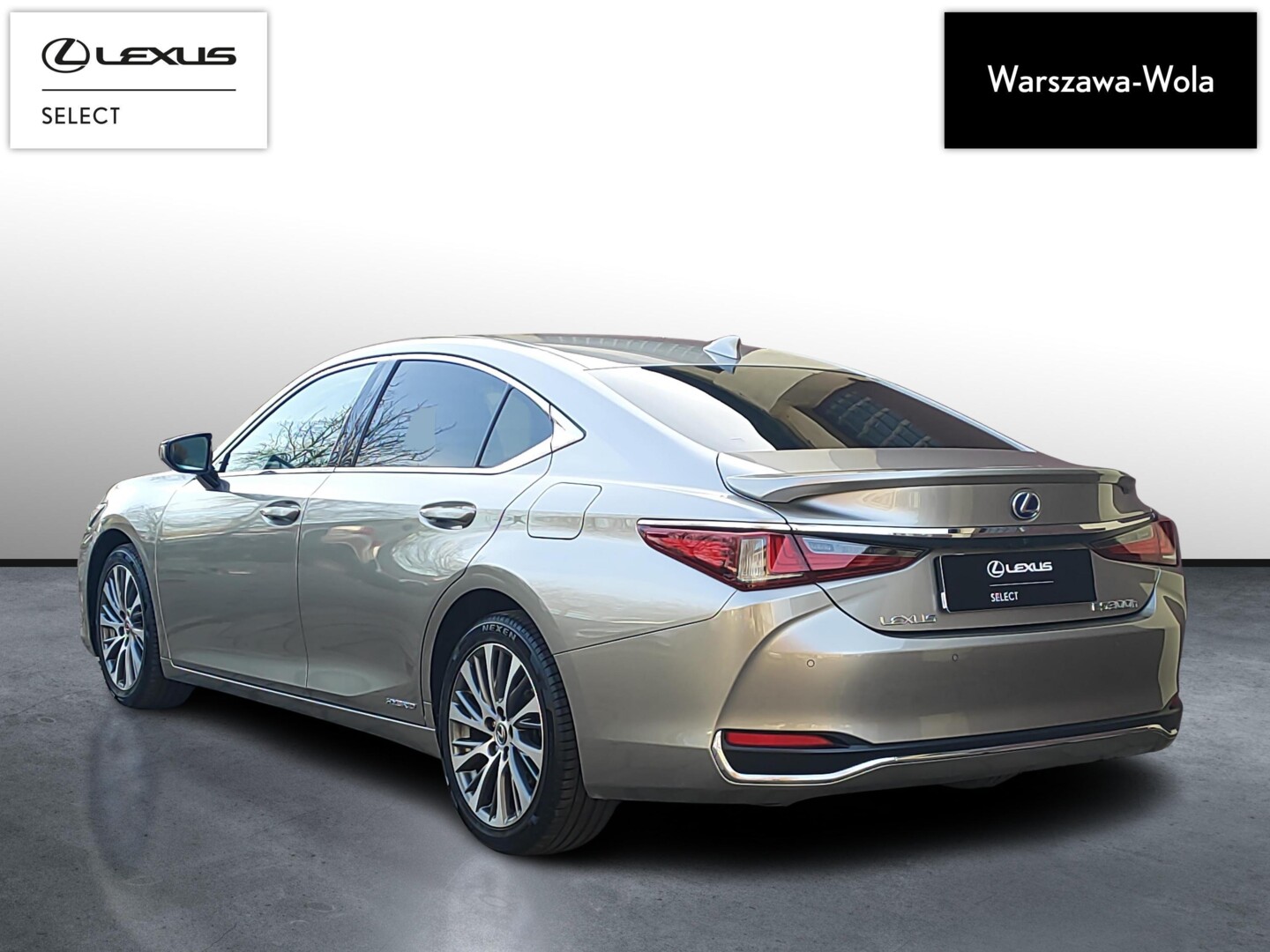 Lexus ES