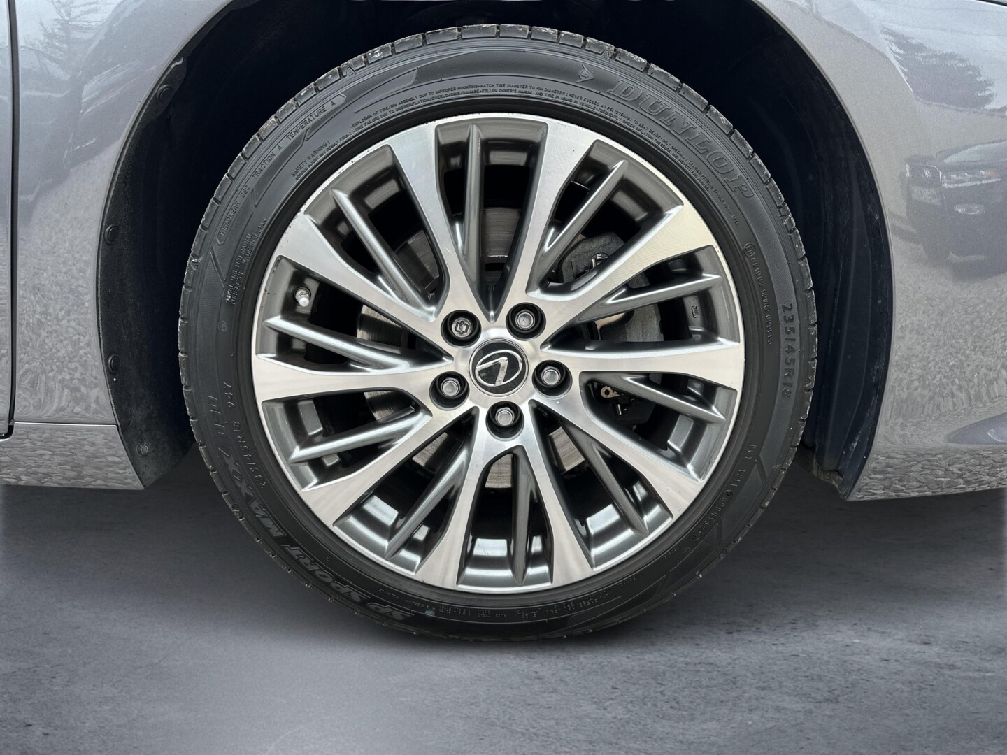 Lexus ES