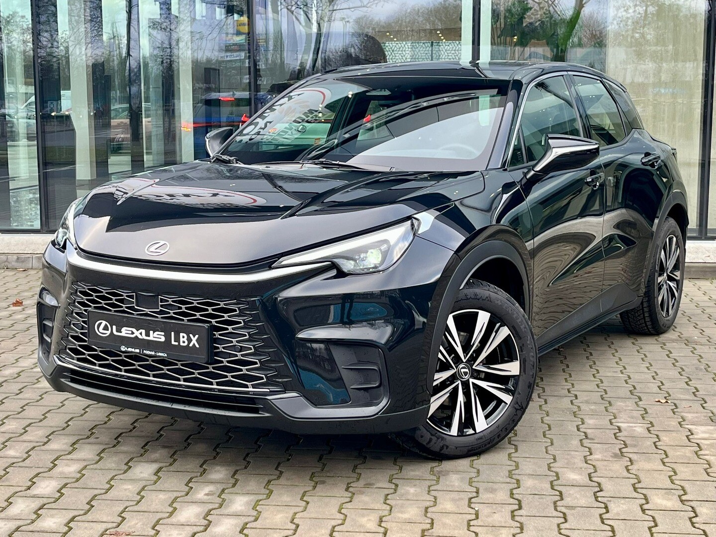 Lexus LBX