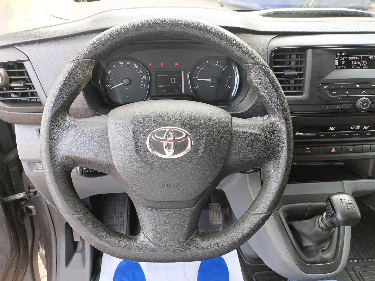 Toyota PROACE