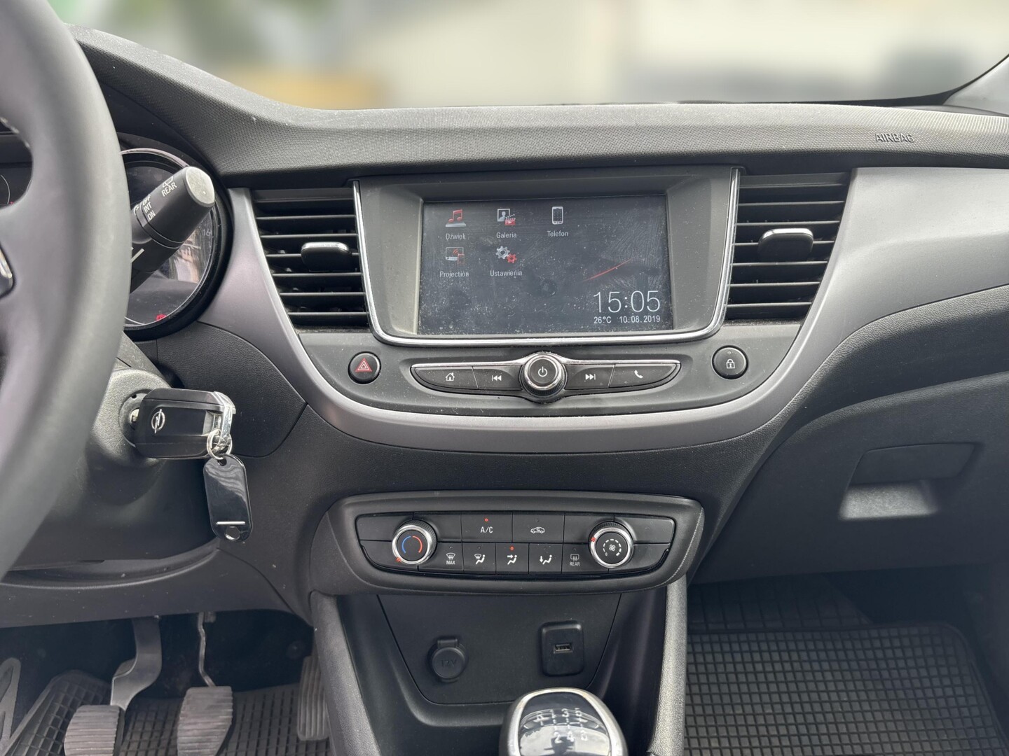 Opel Crossland X