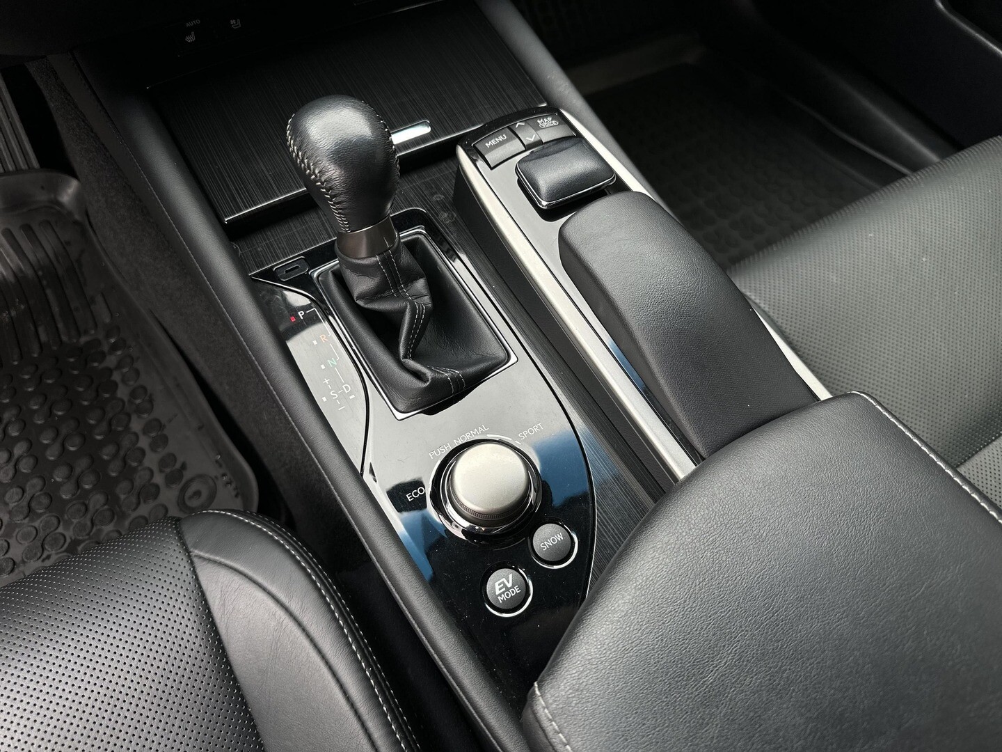 Lexus GS