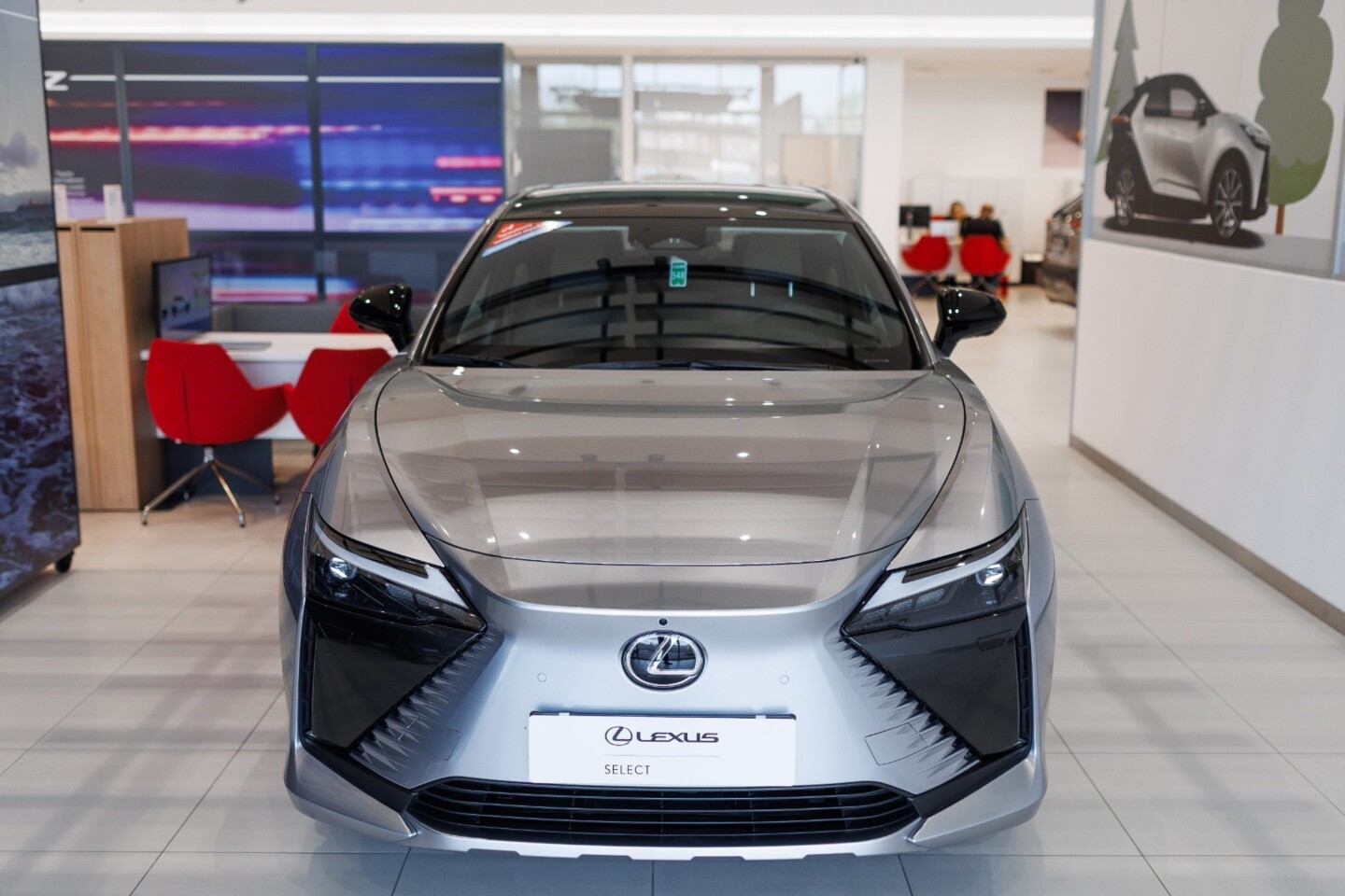 Lexus RZ