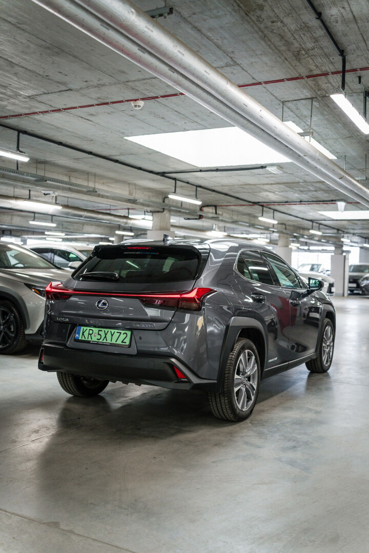 Lexus UX