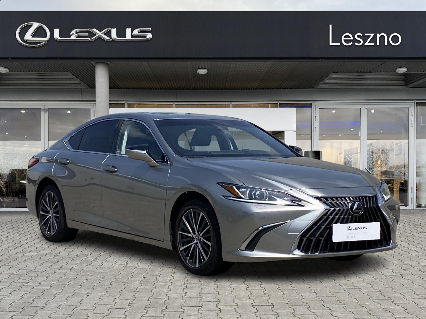 Lexus ES