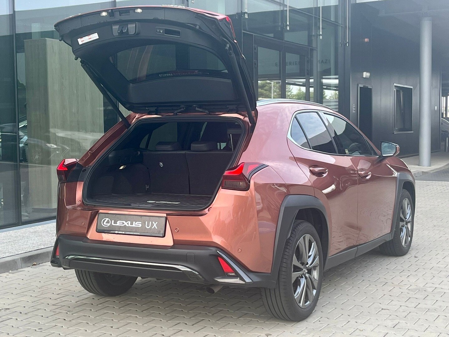 Lexus UX