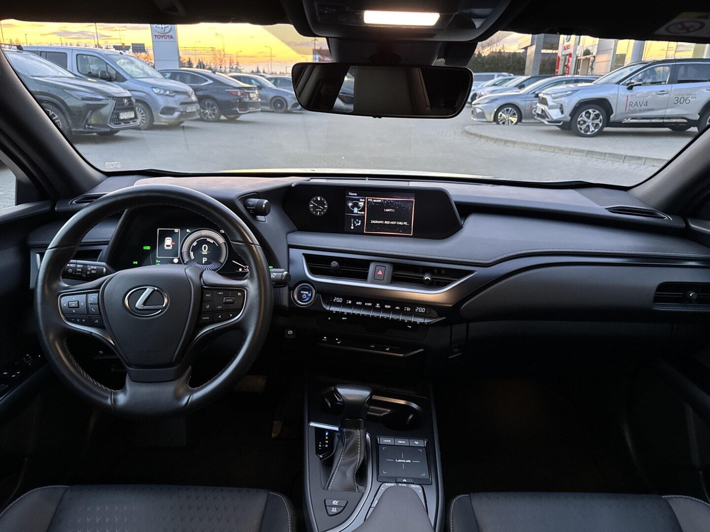Lexus UX