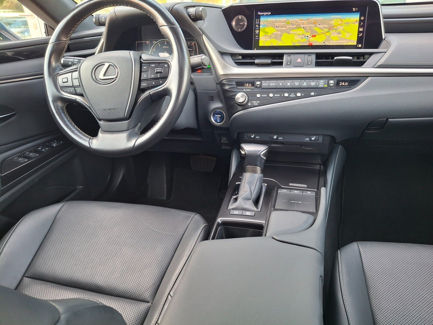 Lexus ES