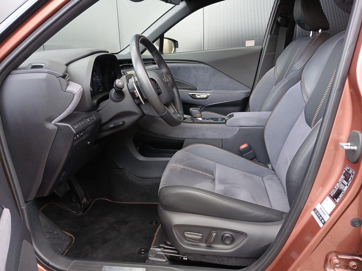 Lexus LBX
