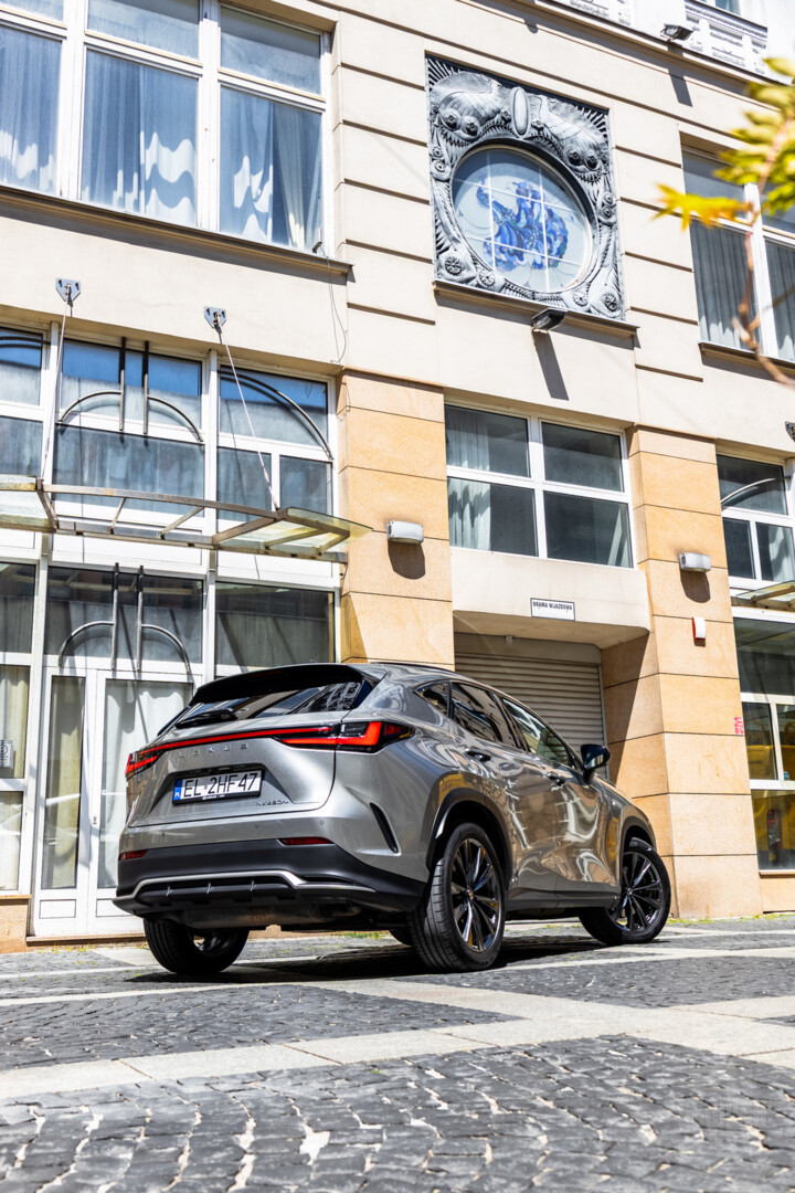 Lexus NX