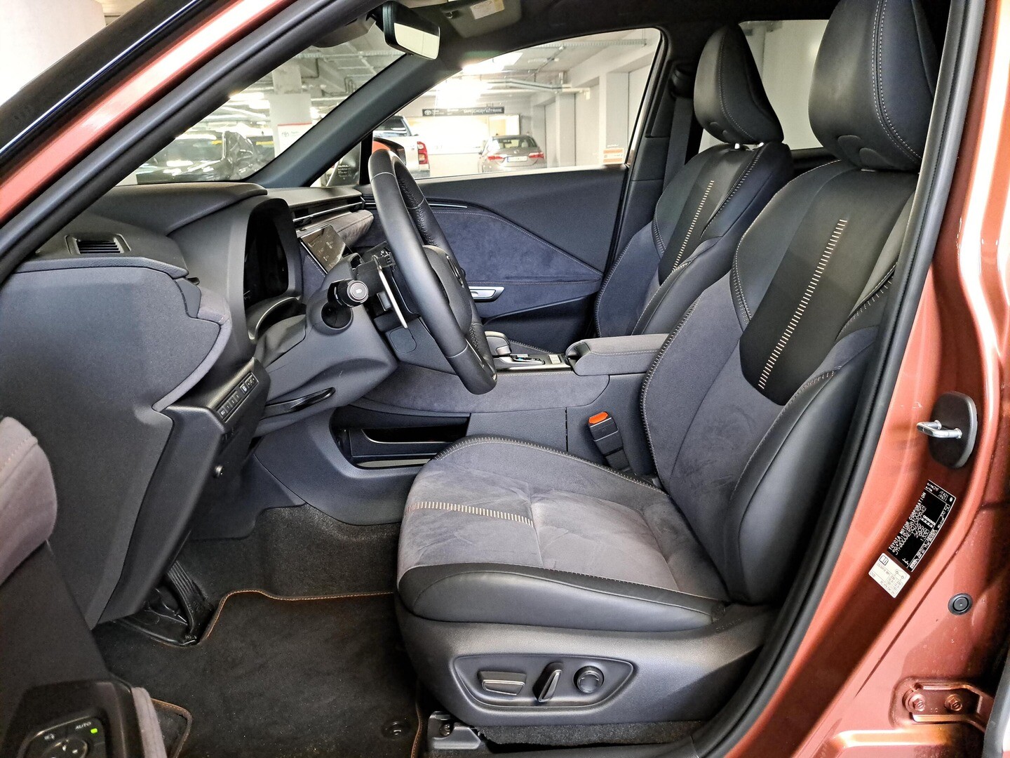 Lexus LBX