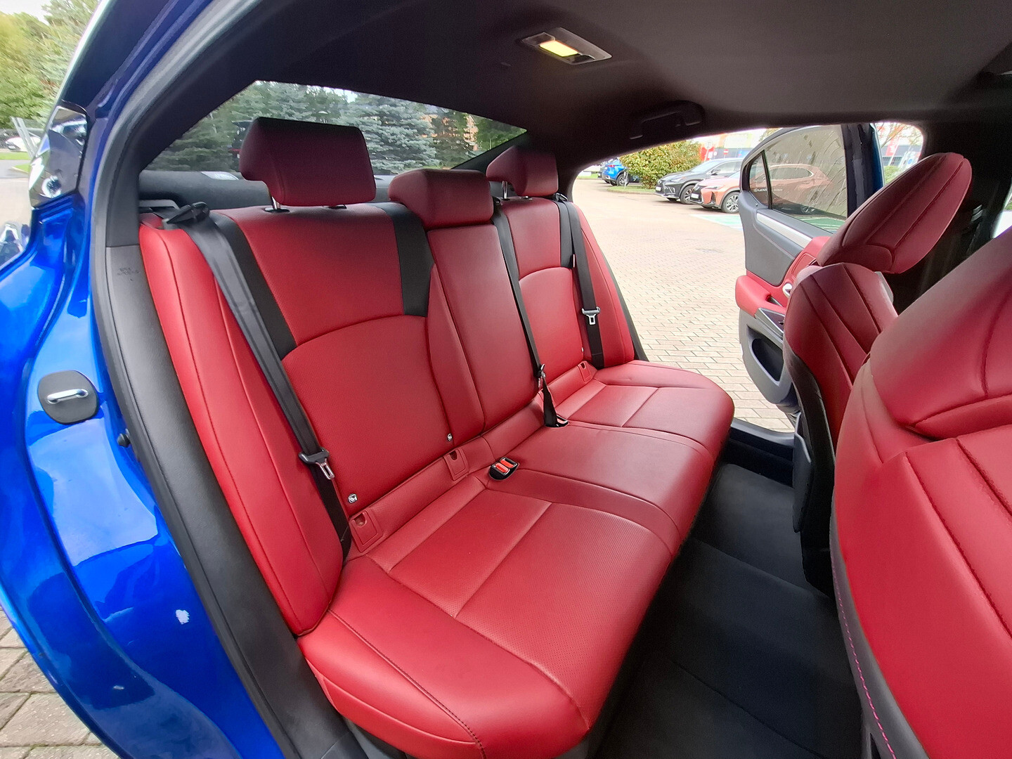 Lexus ES