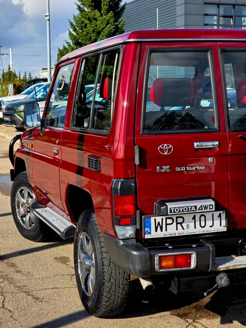 Toyota Land Cruiser