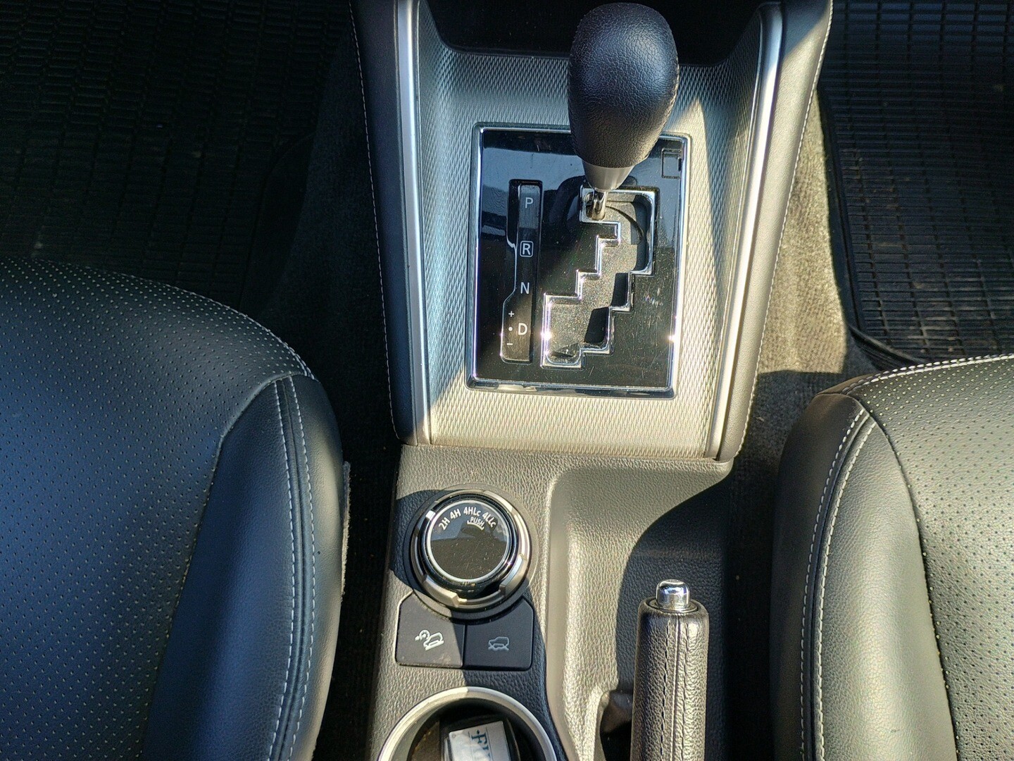 Mitsubishi L200