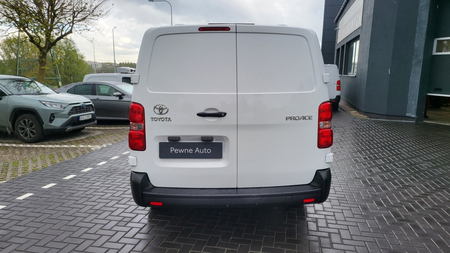 Toyota PROACE