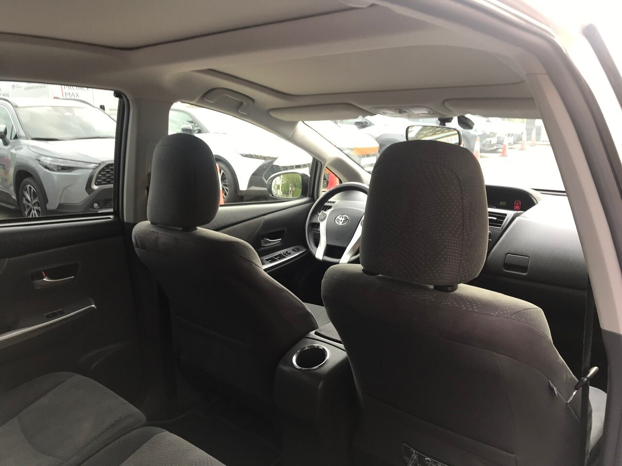 Toyota Prius+