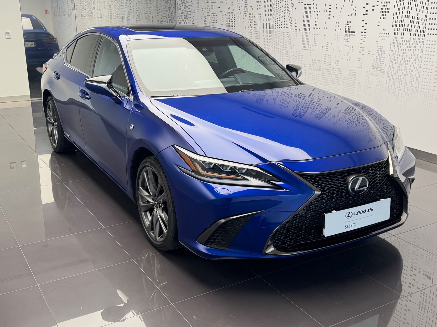 Lexus ES
